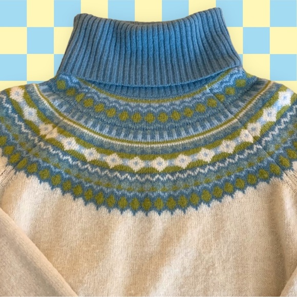 Fair isle sweater Merino Wool Blend chartreuse Blue Winter white size Small - Picture 3 of 5